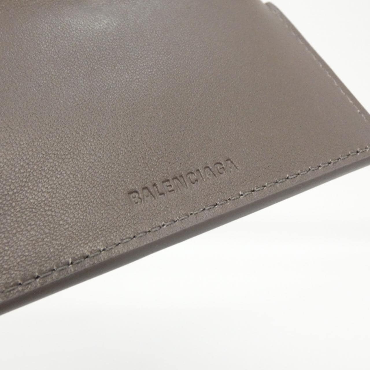【新品】バレンシアガ ル シティ 810669 2ABFY 財布