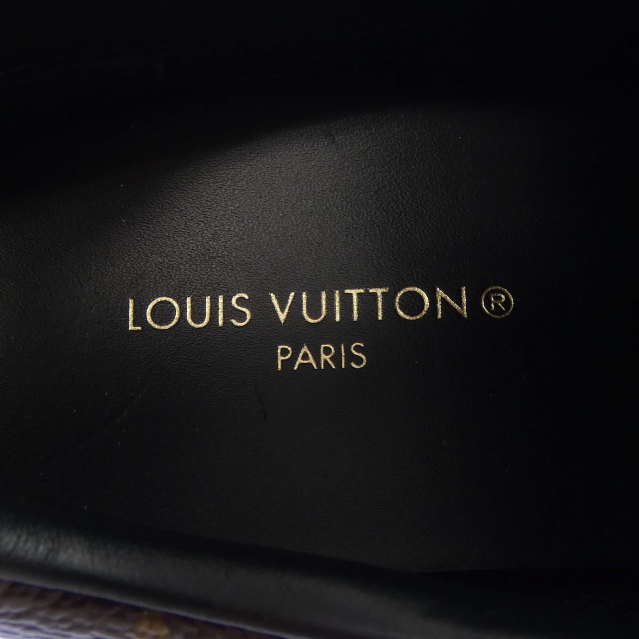 ルイヴィトン LOUIS VUITTON ランアウェイライン スニーカー