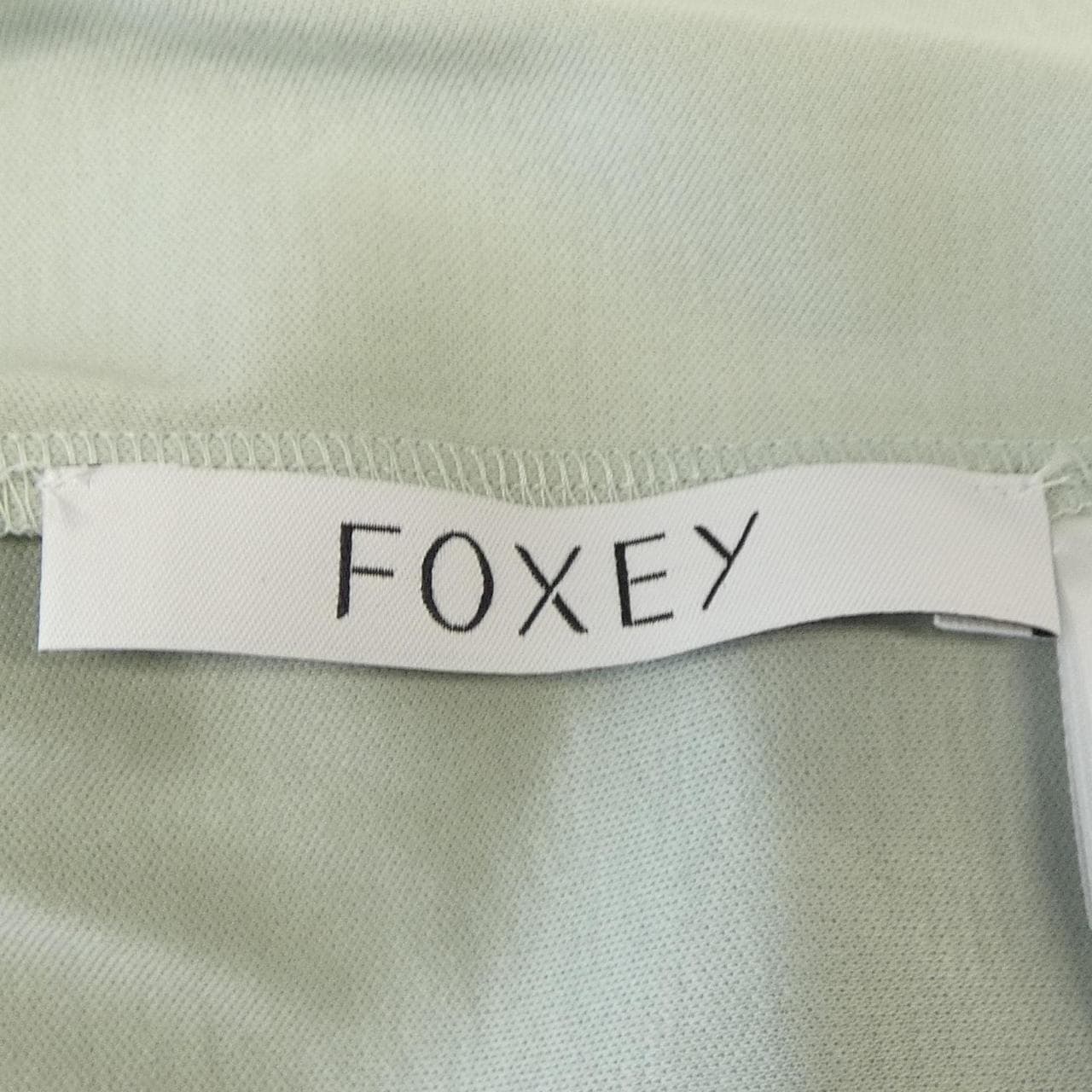 フォクシー FOXEY Tシャツ