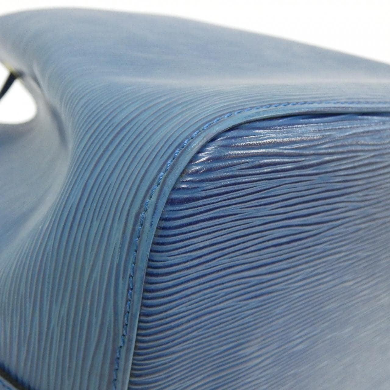 【ヴィンテージ】ルイヴィトン エピ プチ ノエ M44105 ショルダーバッグ