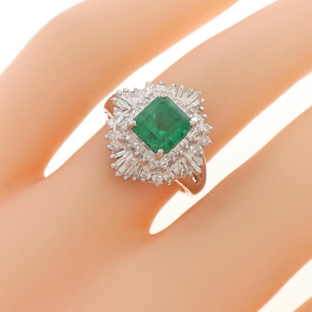 PT900 エメラルド リング 1.43CT