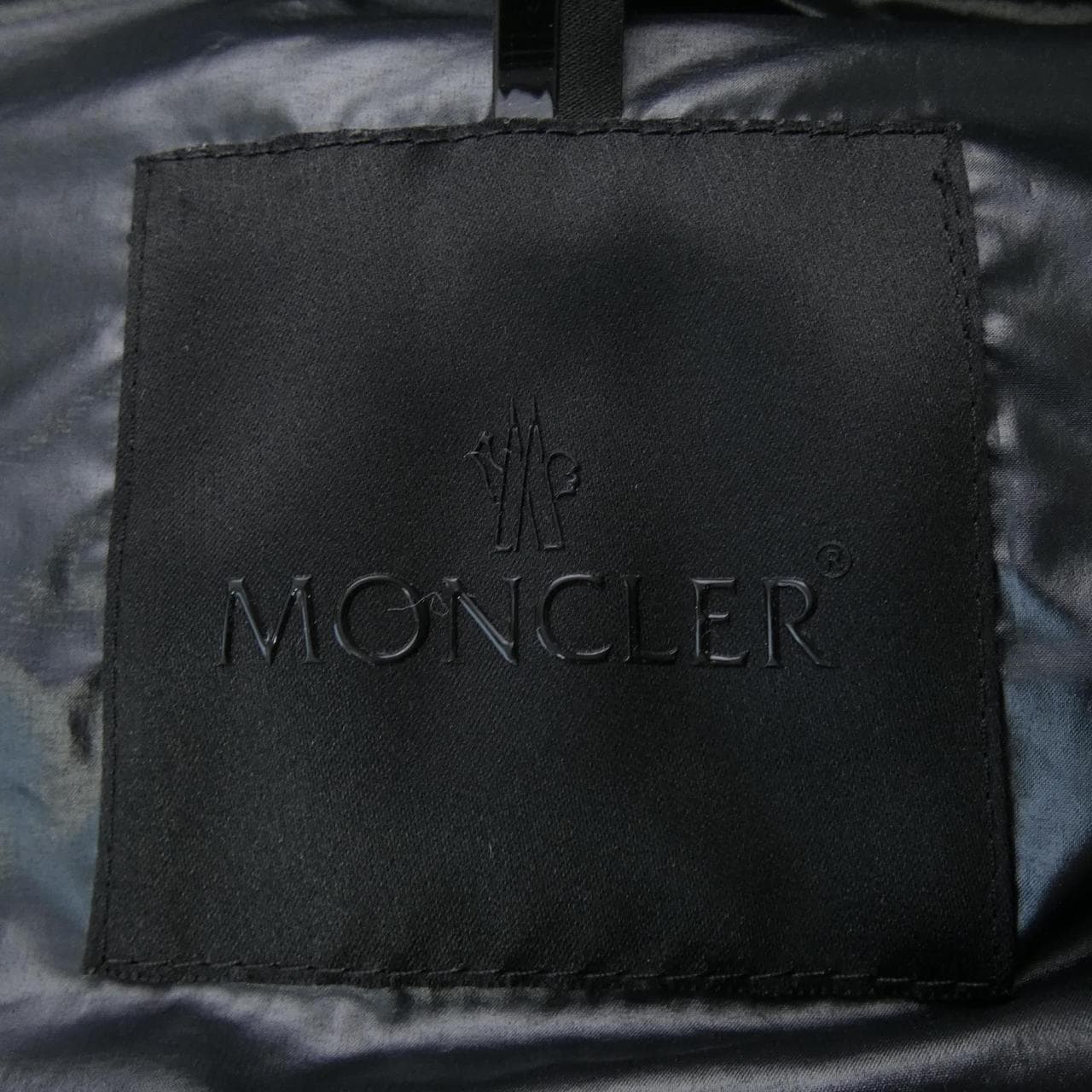 モンクレール MONCLER ダウンジャケット