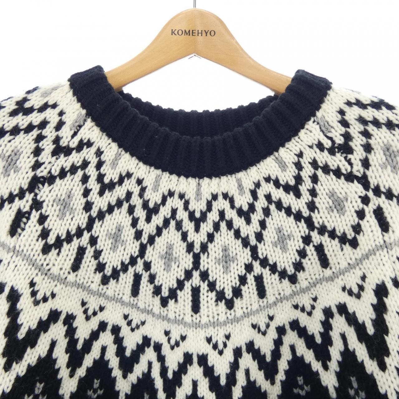 ウィンダンシー WINDANDSEA ニット