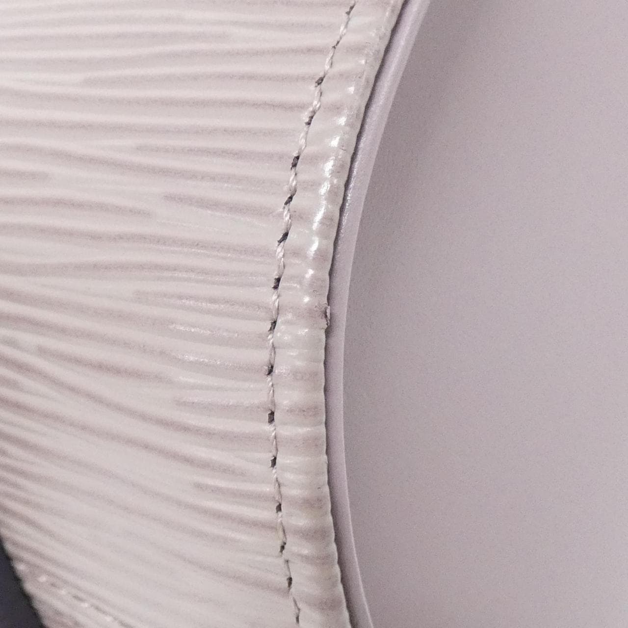 ルイヴィトン エピ ノクターン GM M5217B ショルダーバッグ