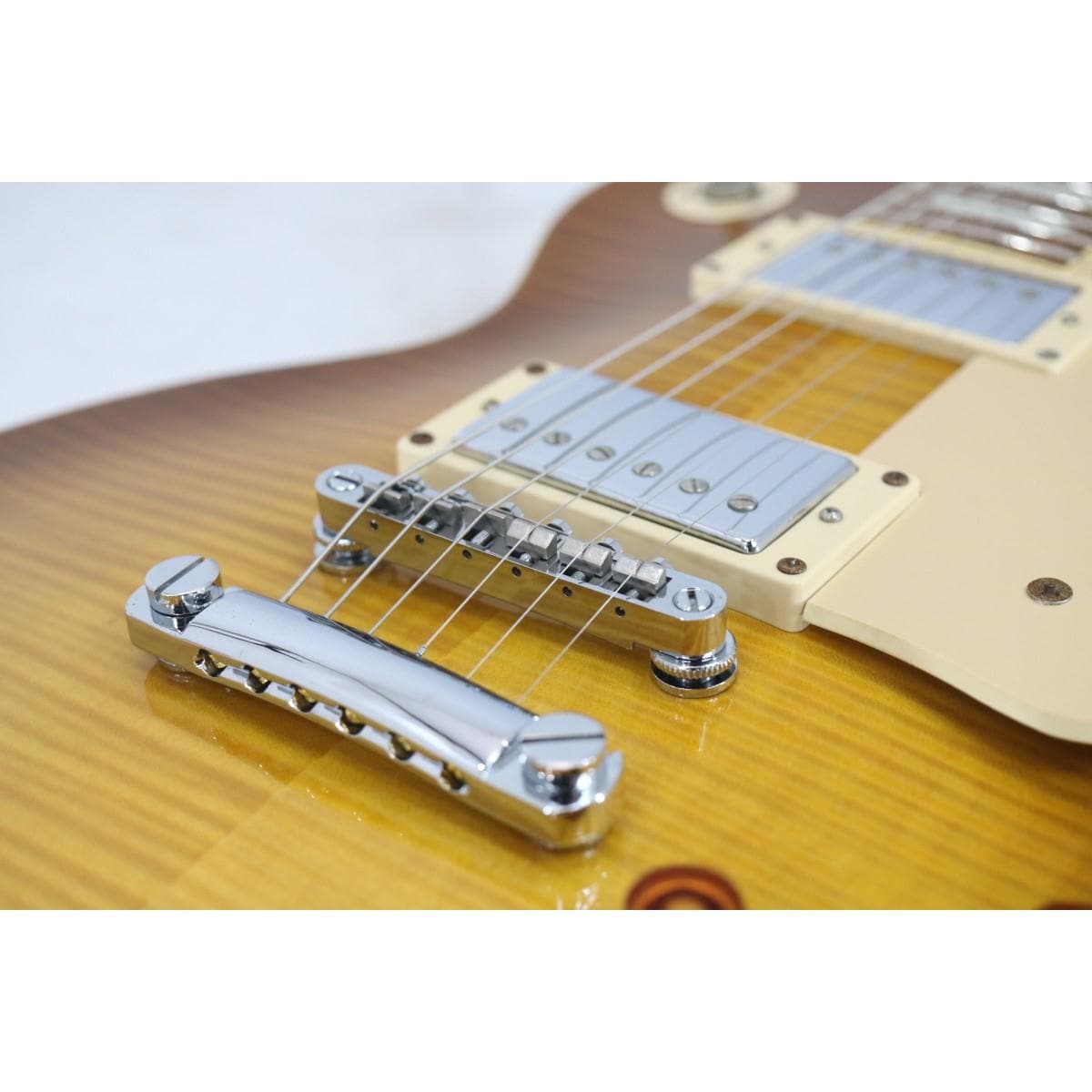 ＥＰＩＰＨＯＮＥ　ＬＥＳ　ＰＡＵＬ　ＳＴＡＮＤＡＲＤ
