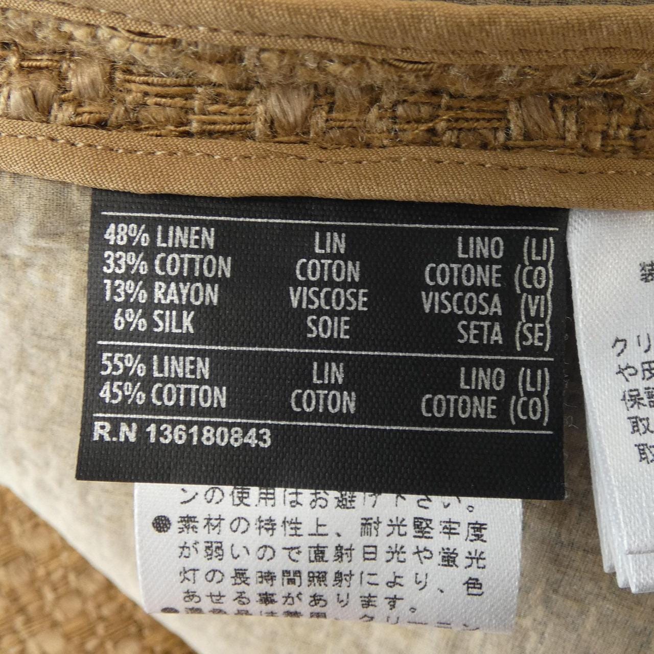 サルヴァトーレフェラガモ SALVATORE FERRAGAMO ノーカラージャケット