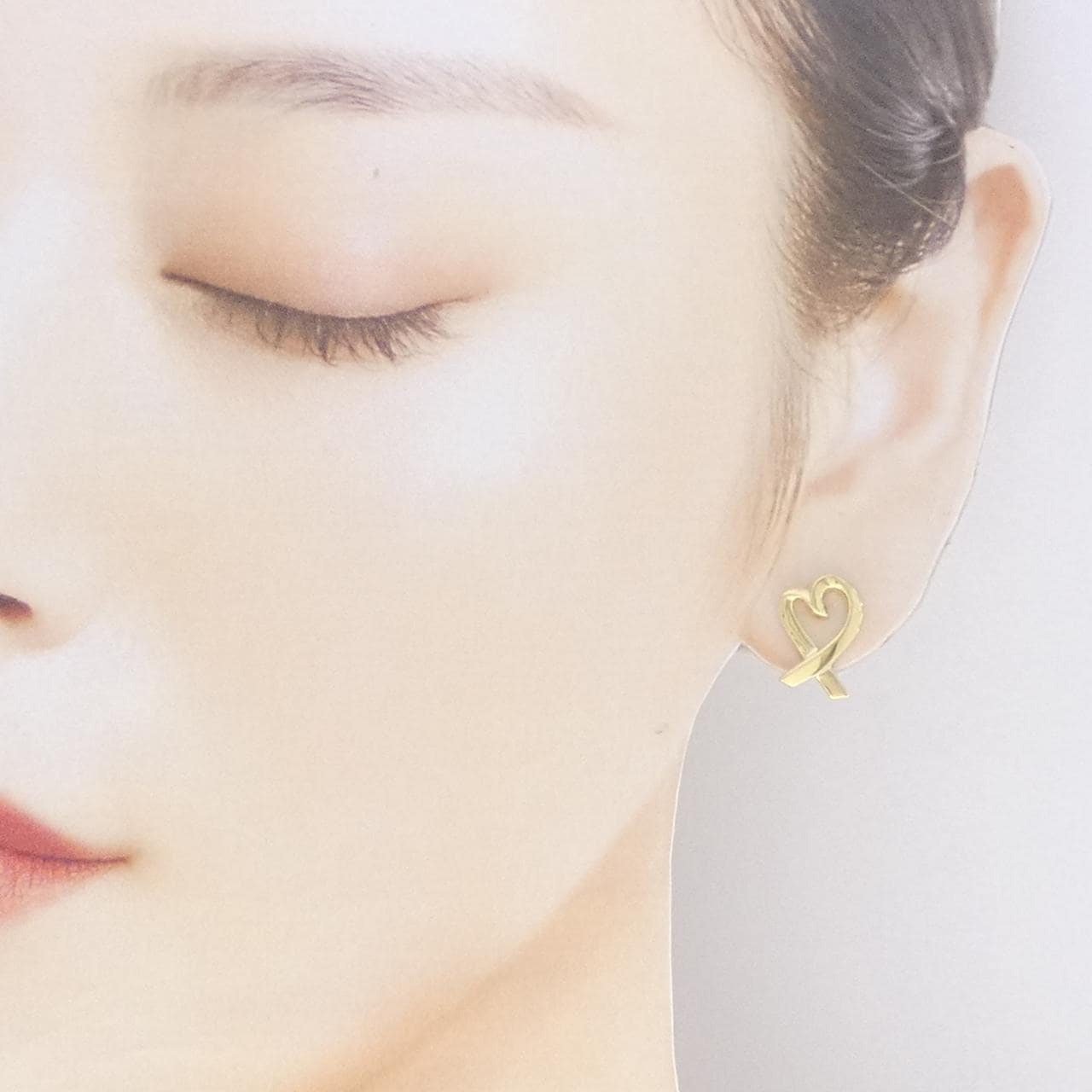 ティファニー ラビングハート ピアス