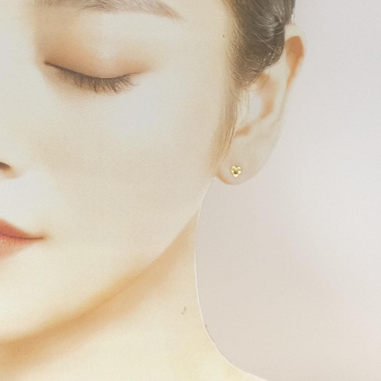 K18YG ハート ピアス