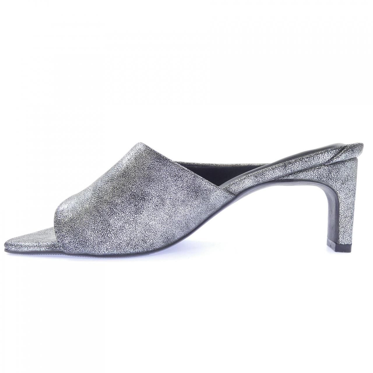 ステュディオス STUDIOUS サンダル