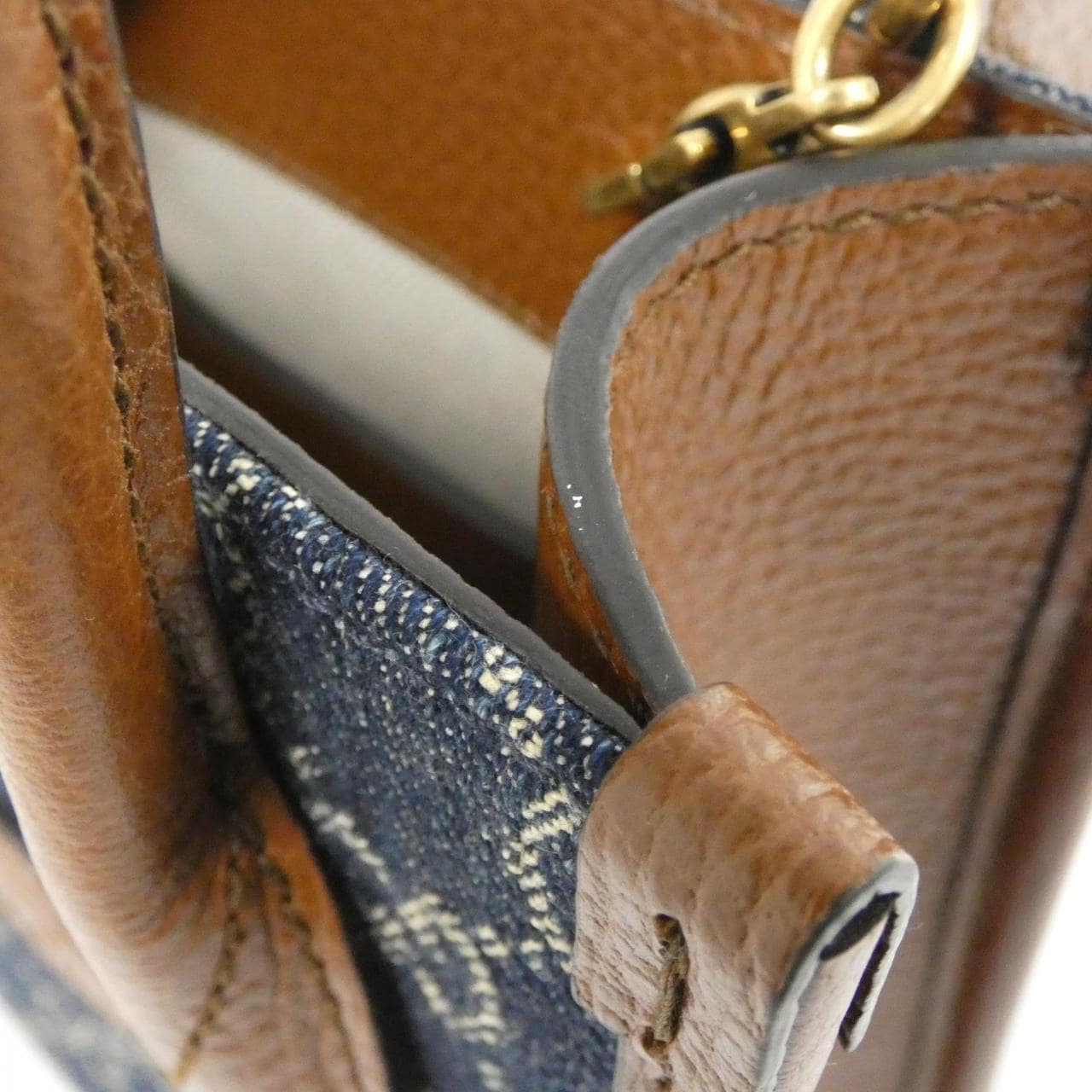 グッチ 671623 2KQGT バッグ