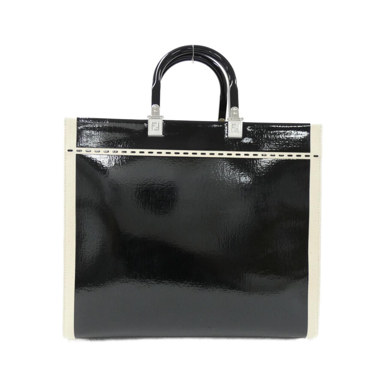 Fendi black discount patent leather bag