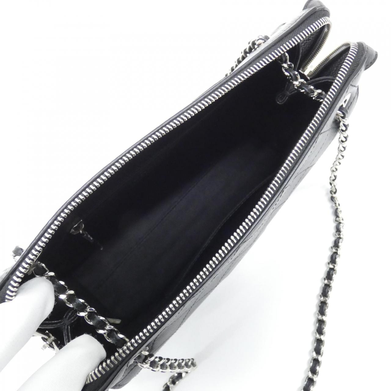 シャネル ショルダーバッグ