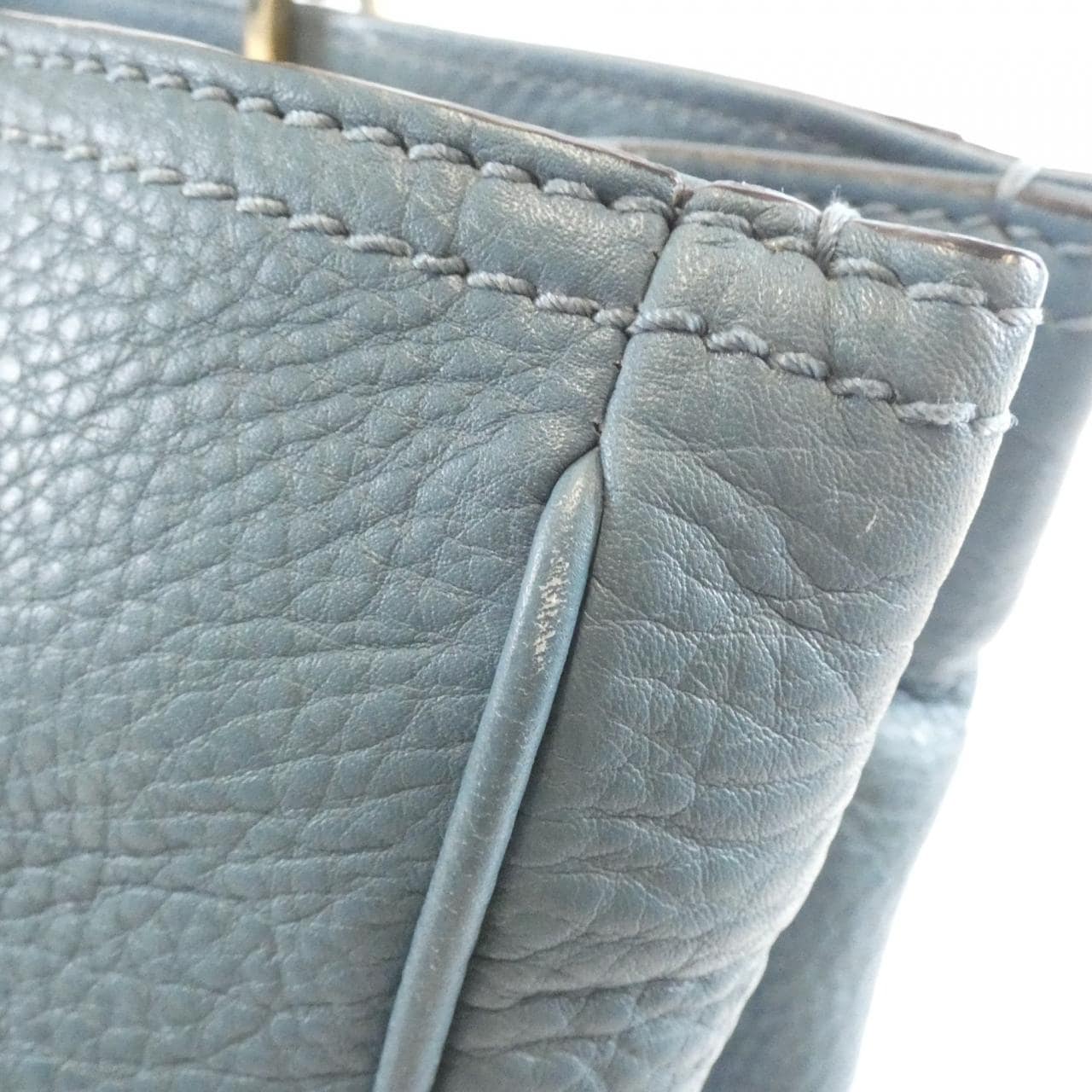 グッチ 323660 A7M0G バッグ