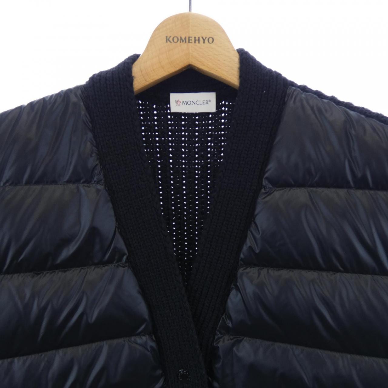 モンクレール MONCLER 20939I00001 ダウンベスト