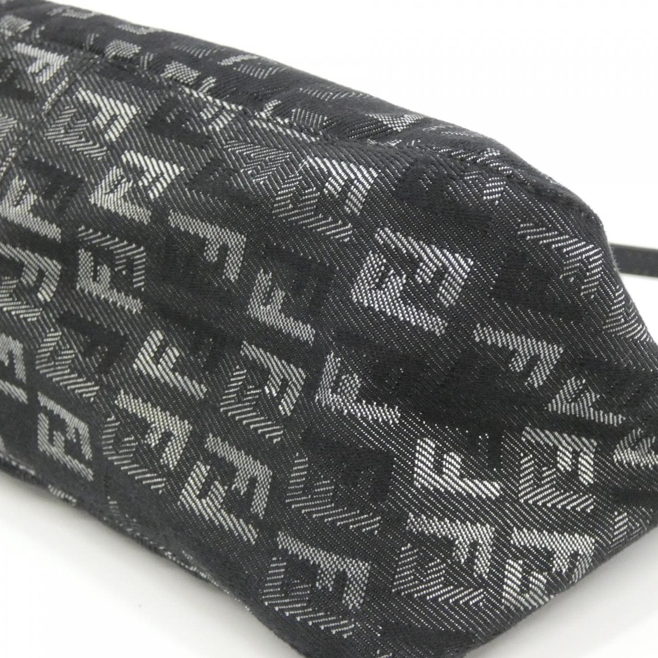 【ヴィンテージ】フェンディ 8BR267 JQY ショルダーバッグ