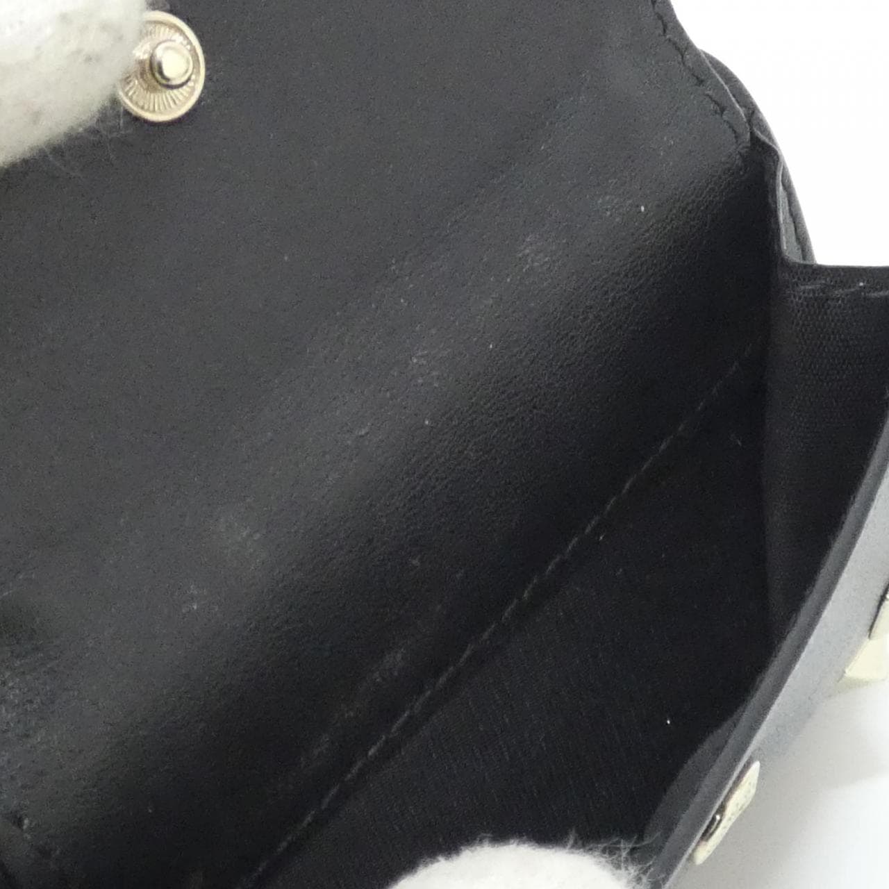 ヴァレンティノガラヴァーニ XW2P0Q47BOL 財布