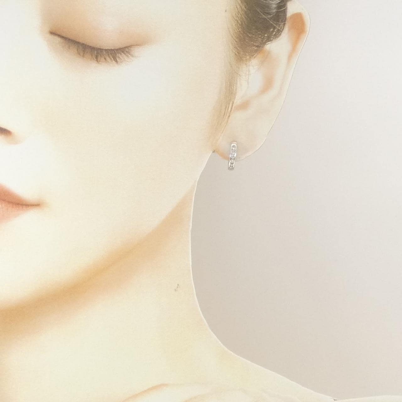 K18WG ダイヤモンド ピアス 0.24CT