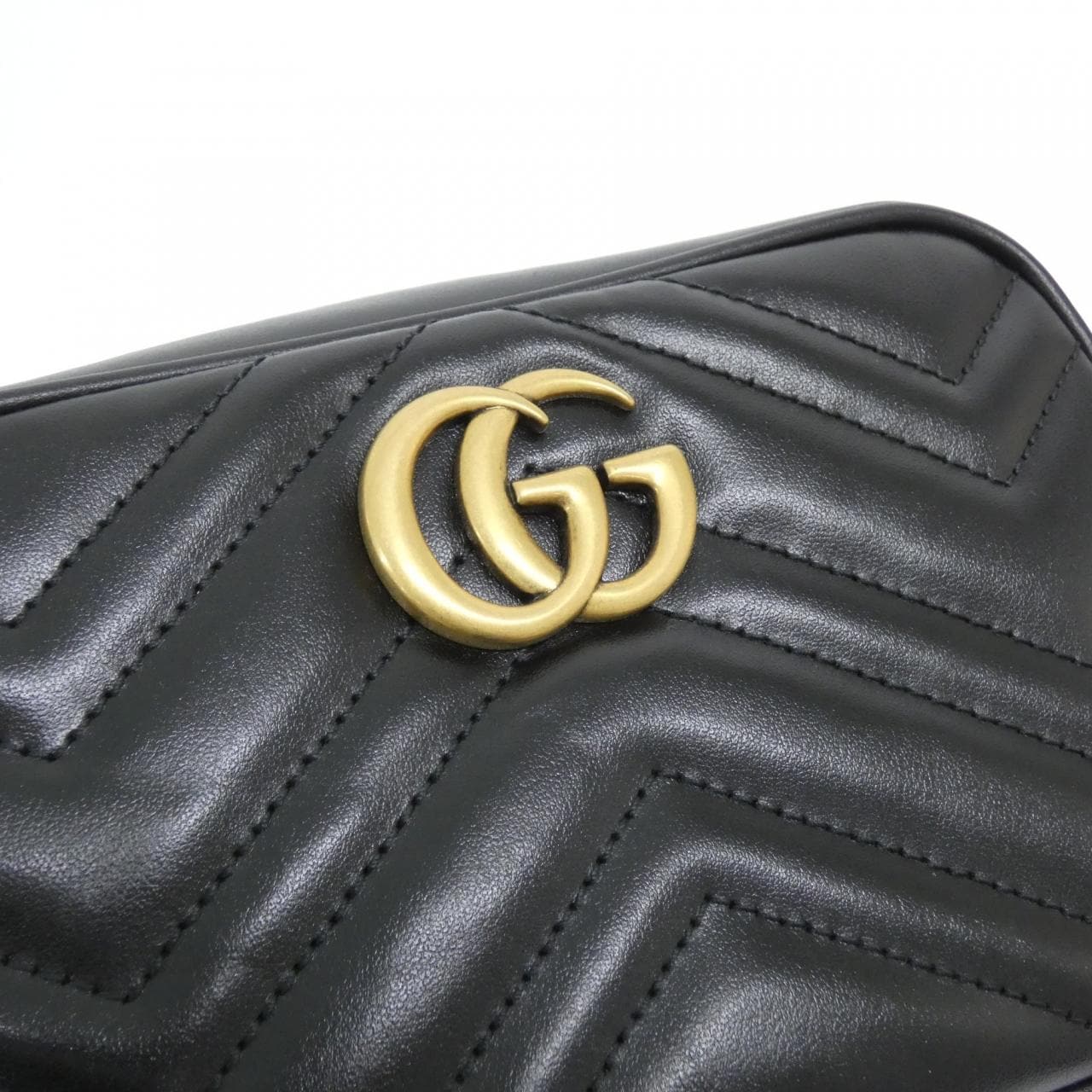グッチ GG MARMONT 448065 DTD1T ショルダーバッグ