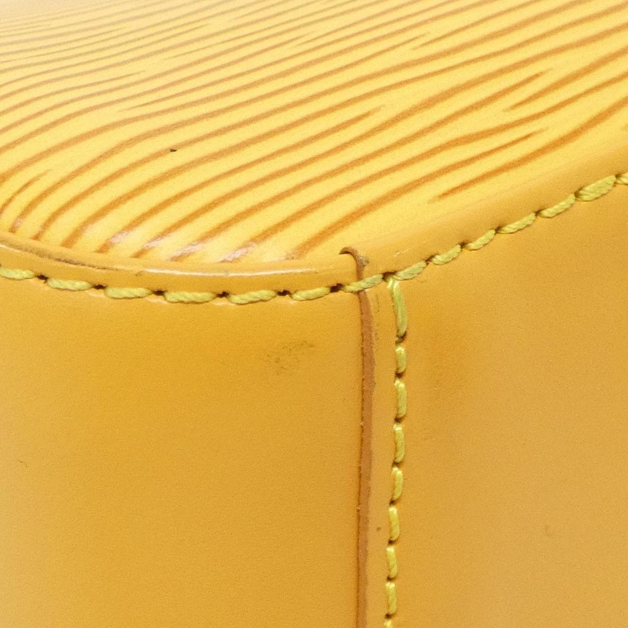 ルイヴィトン エピ ジャスミン M52089 バッグ