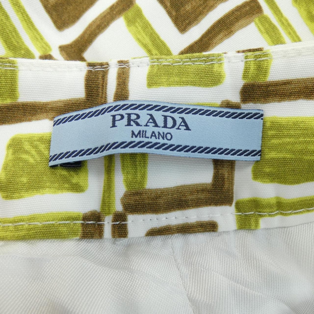 プラダ PRADA P109D S182 1R2A スカート