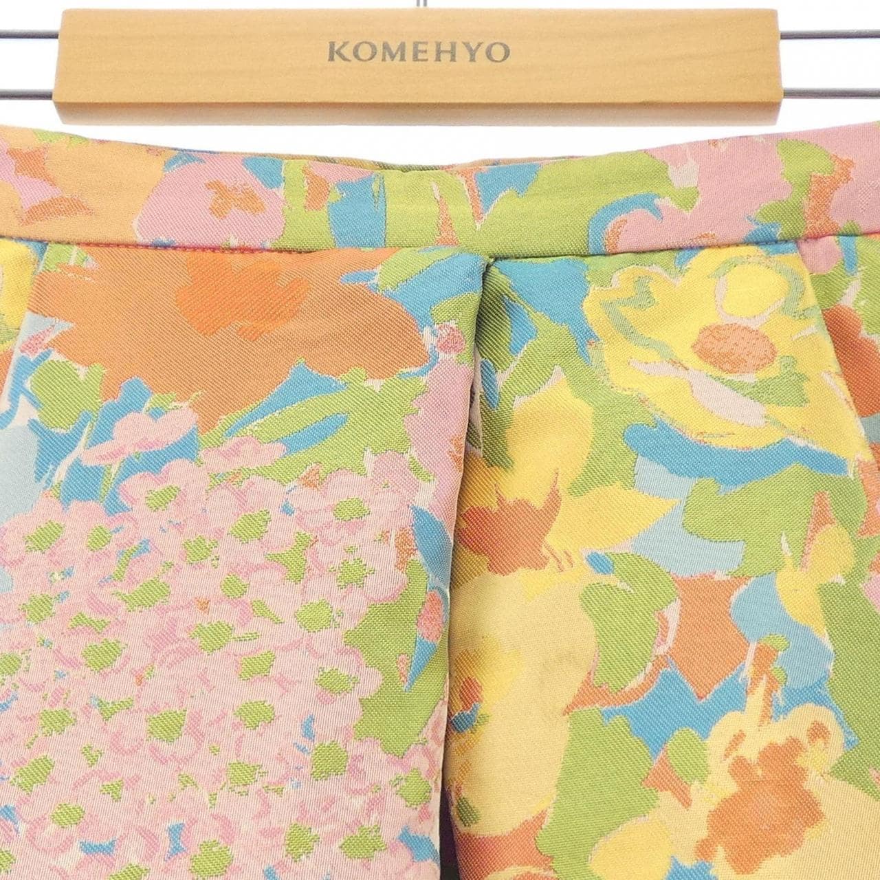 ブティックモスキーノ BOUTIQUE MOSCHINO スカート