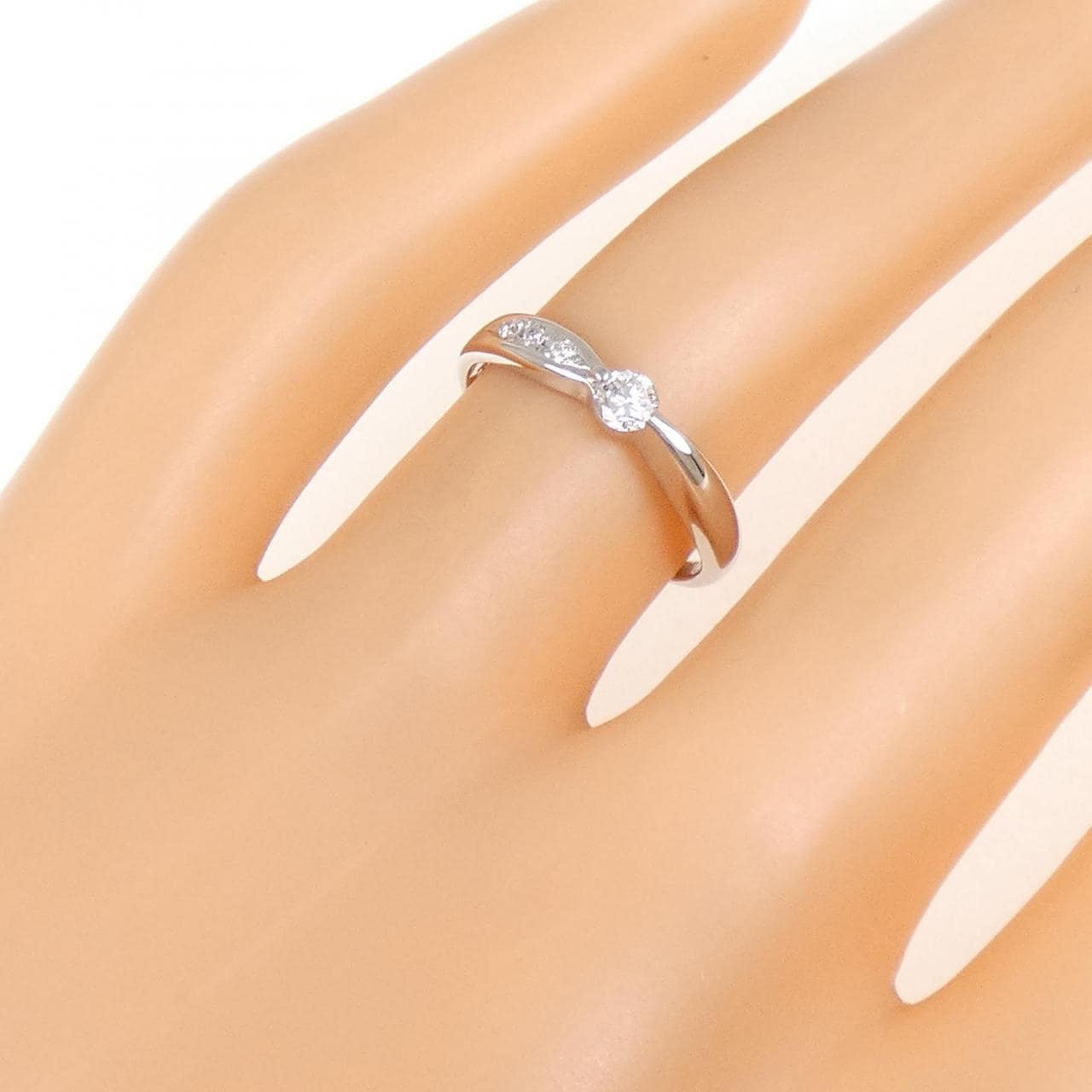 PT900 ダイヤモンド リング 0.118CT