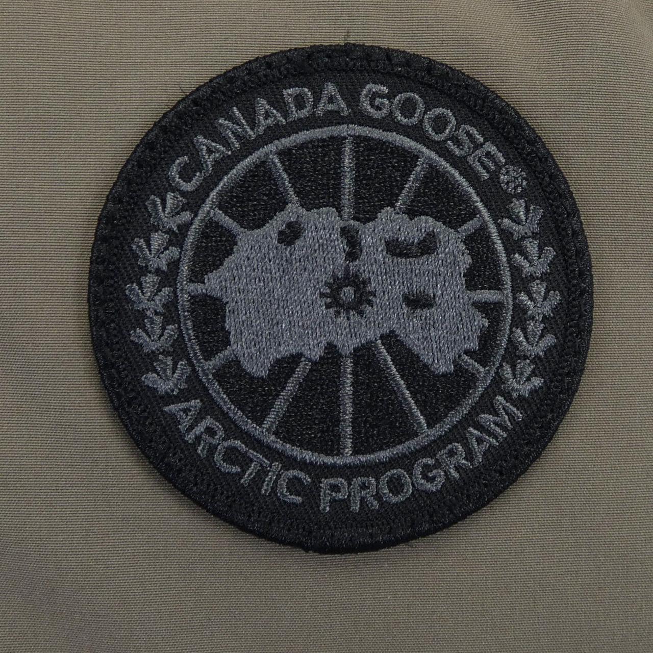 カナダグース CANADA GOOSE ダウンベスト