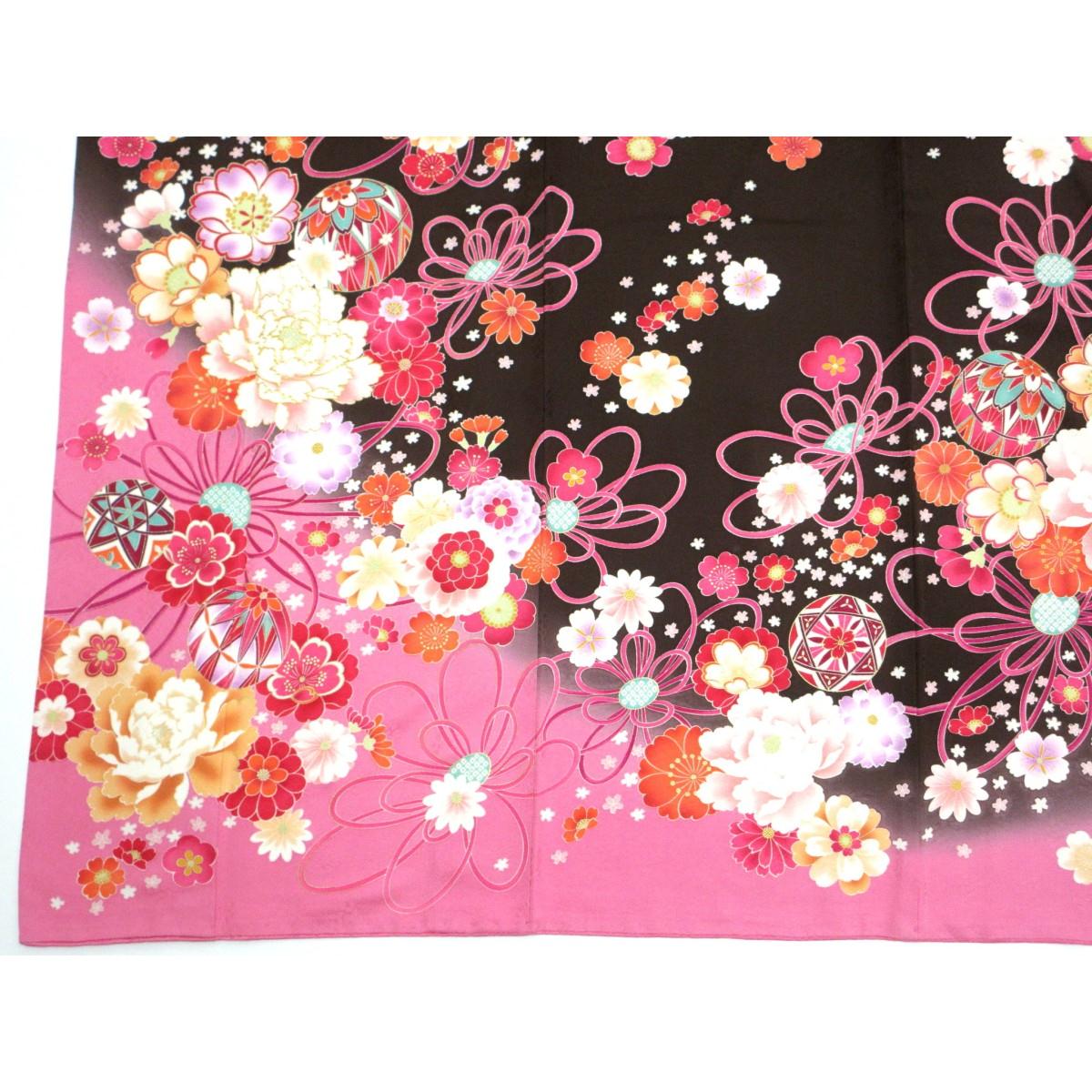 振袖　友禅金彩加工　刺繍入りボカシ染