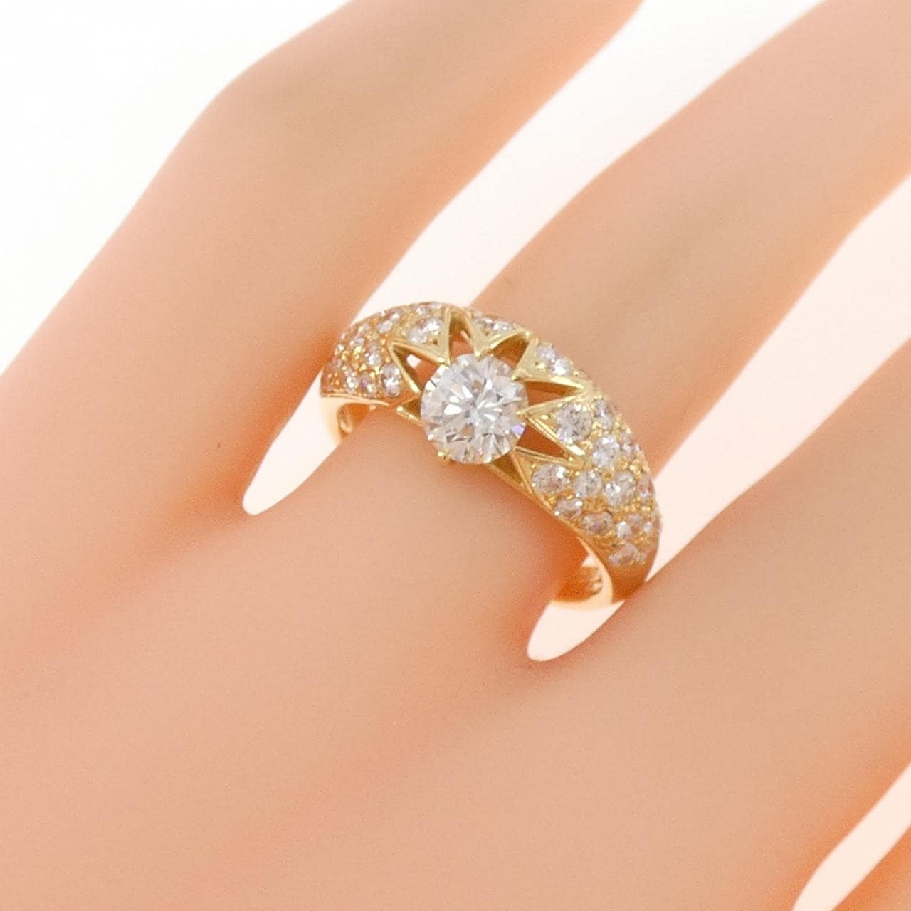 750YG パヴェ ダイヤモンド リング 0.62CT