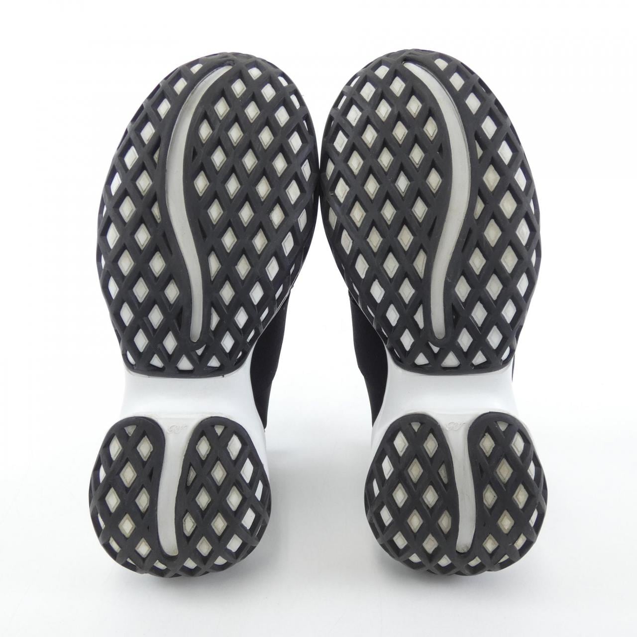 ロジェヴィヴィエ ROGER VIVIER スニーカー