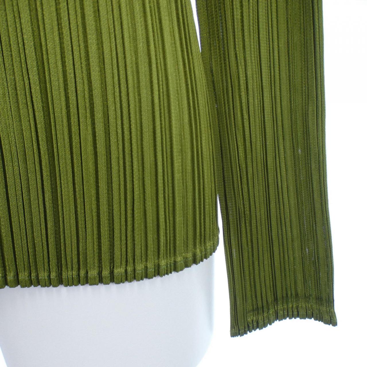 百褶PLEATS PLEASE上衣