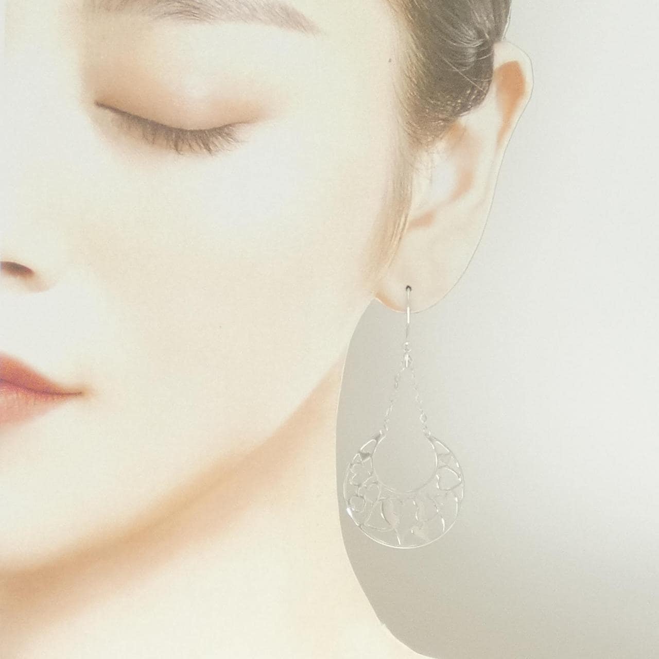 ウノアエレ 750WG ピアス