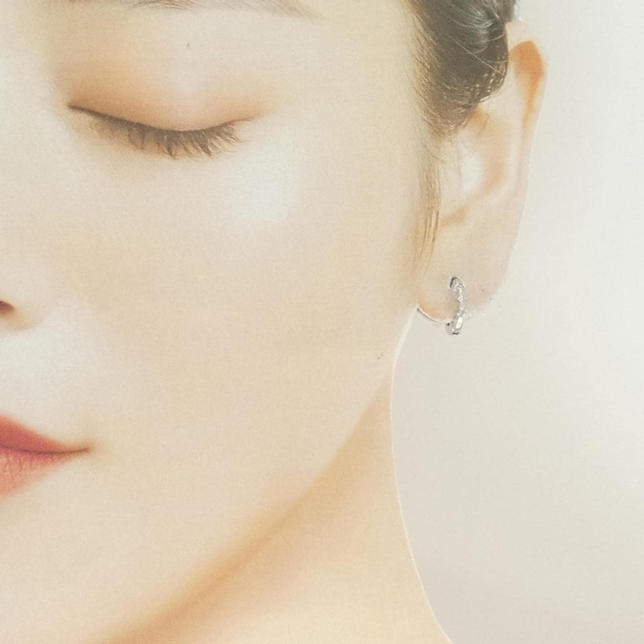 K18WG ダイヤモンド イヤリング 0.08CT