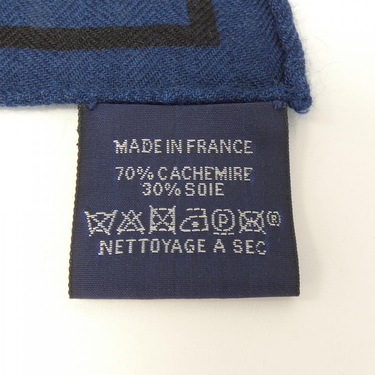 HERMES HERMES Shawls