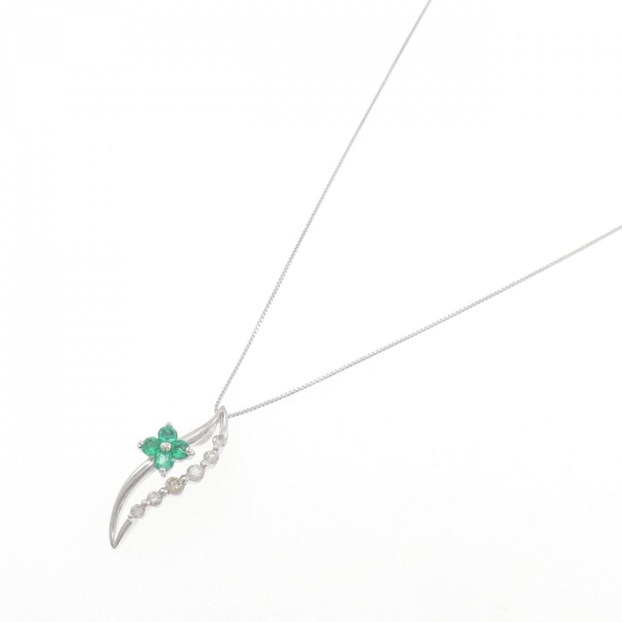 K18WG フラワー エメラルド ネックレス 0.28CT