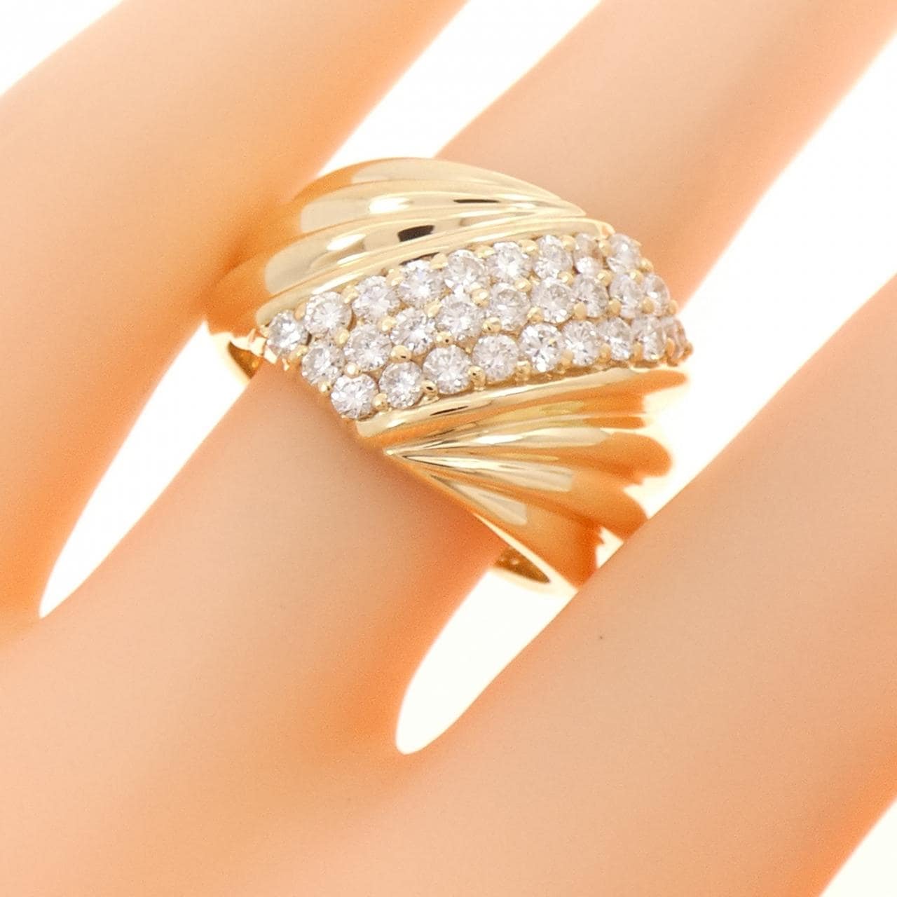 K18YG パヴェ ダイヤモンド リング 0.83CT