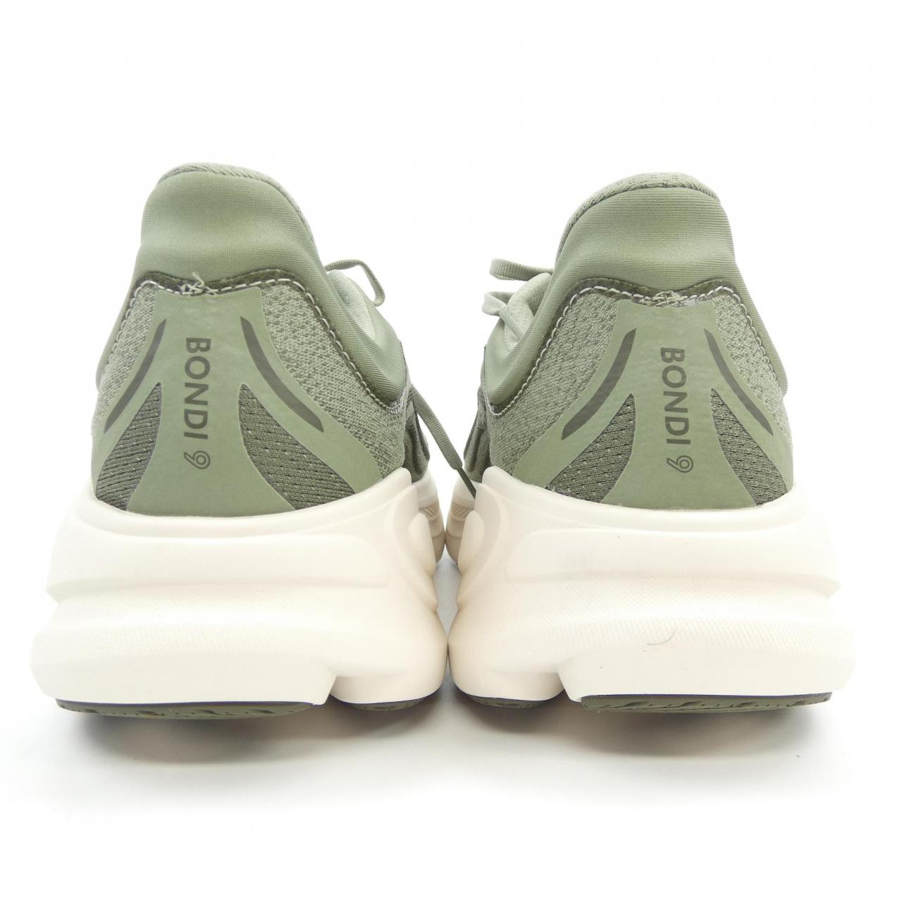 ホカオネオネ HOKA ONE ONE スニーカー