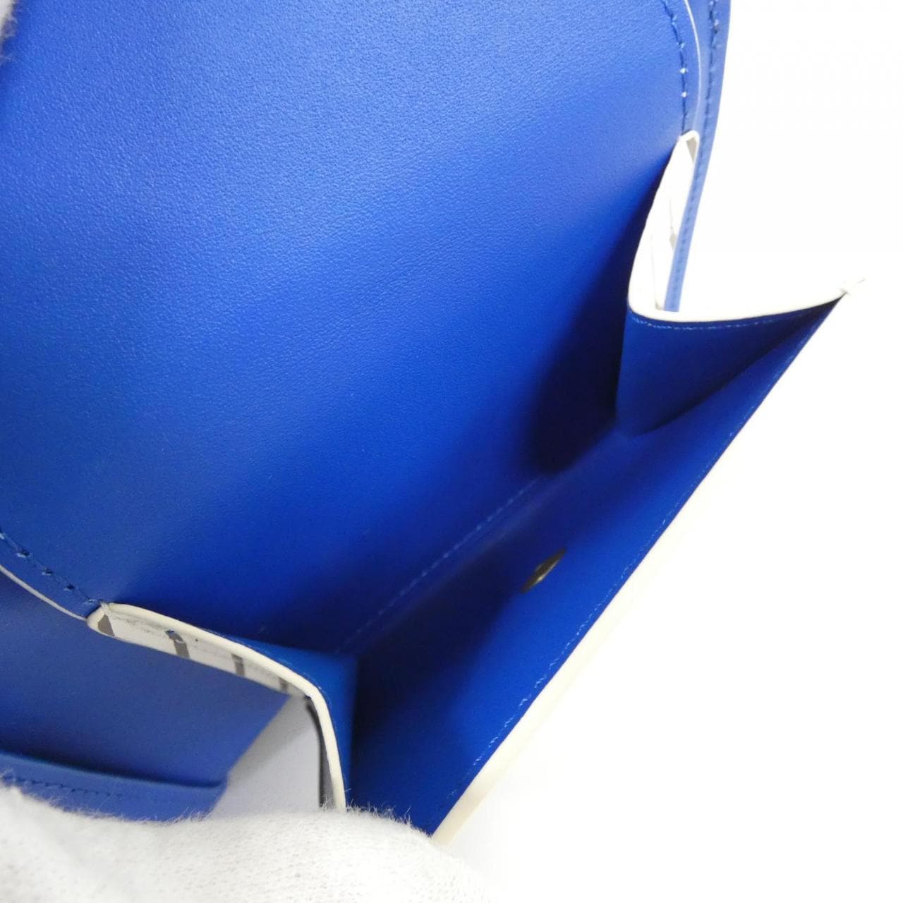 ルイヴィトン エピ ポルトフォイユ マルコ M25996 財布