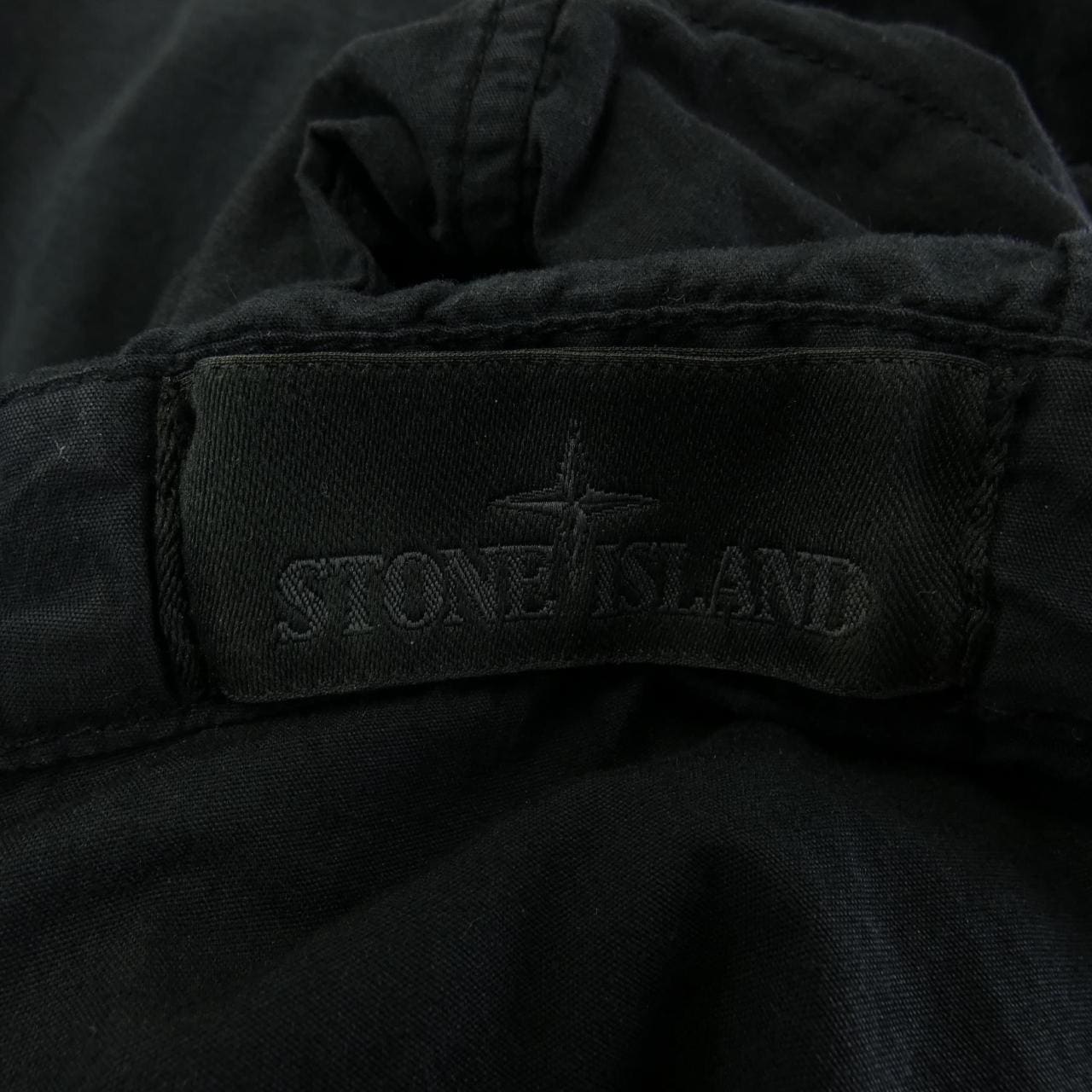 ストーンアイランド STONE ISLAND パーカー