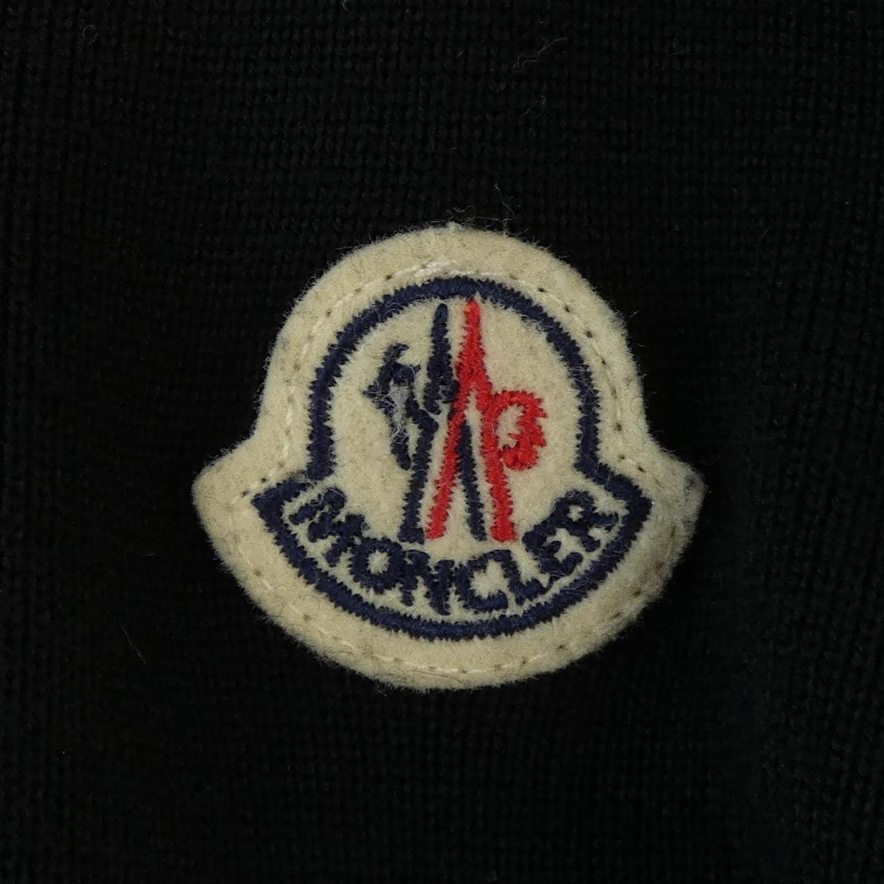 モンクレール MONCLER 10939B00018 ダウンジャケット