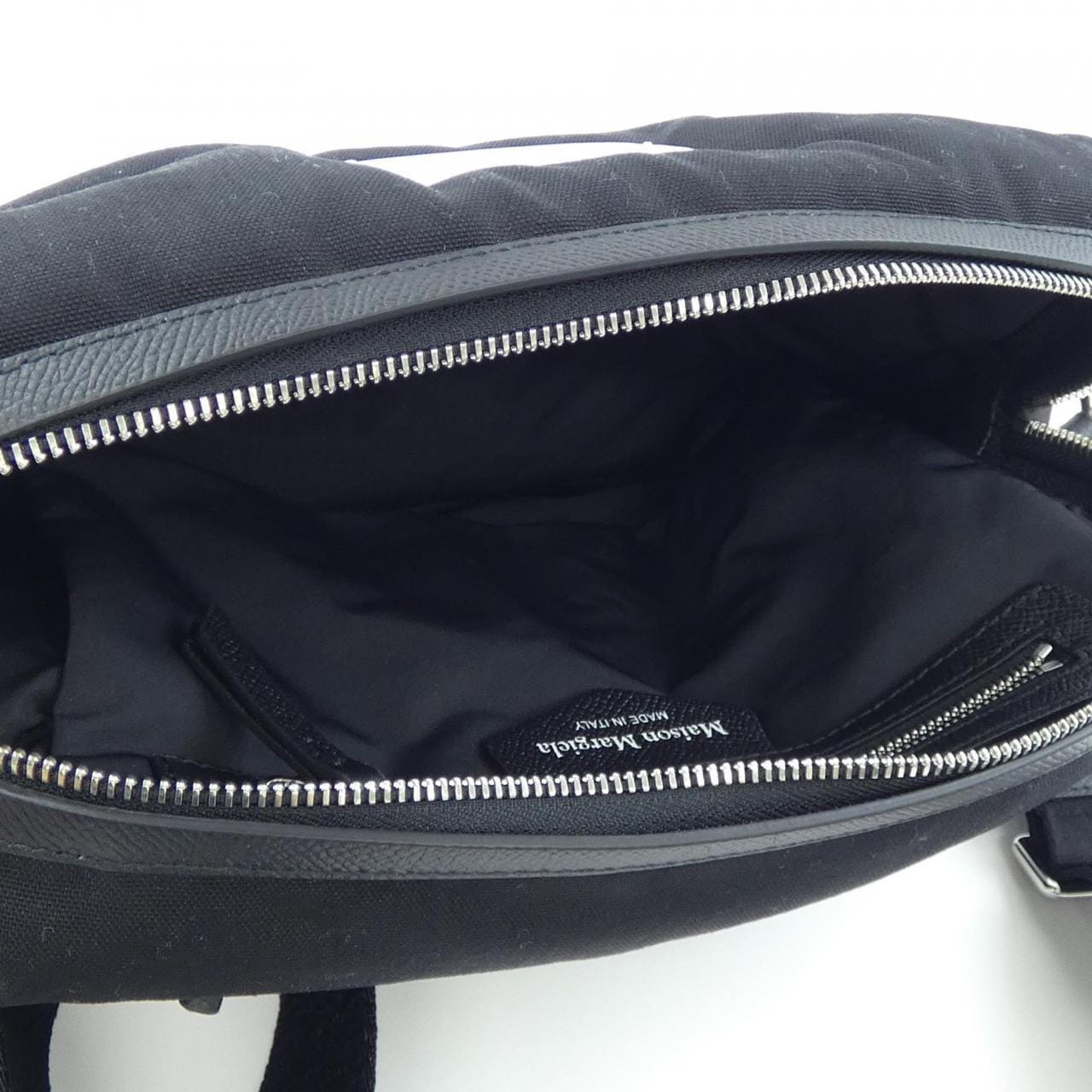メゾンマルジェラ Maison Margiela SB2WG0010 BAG