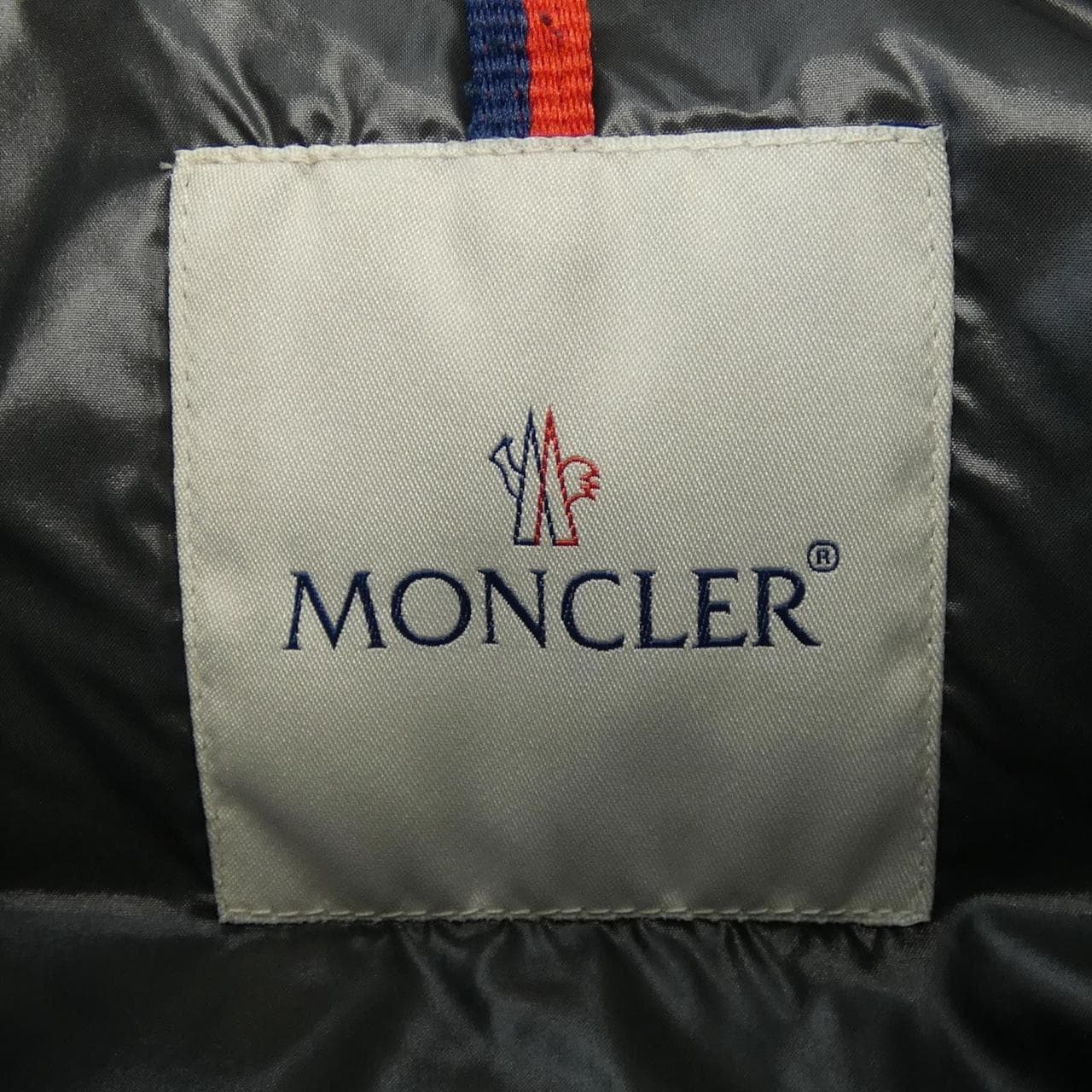 MONCLER蒙克勒羽绒服