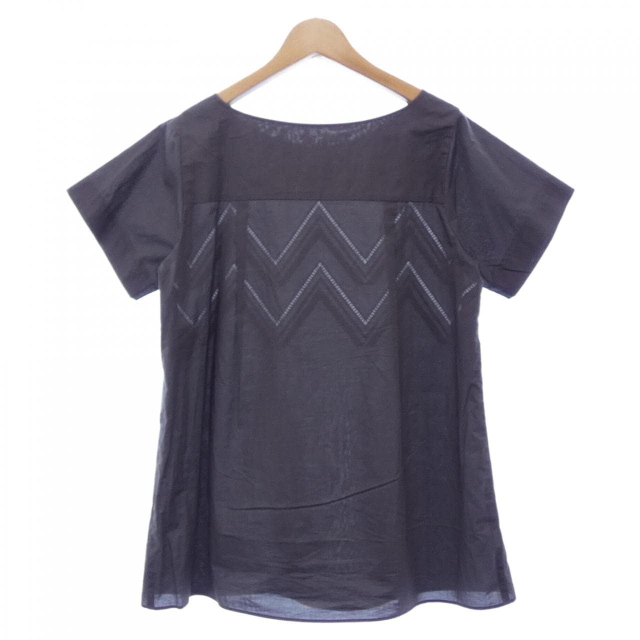 麥金塔倫敦MACKINTOSH LONDON上衣