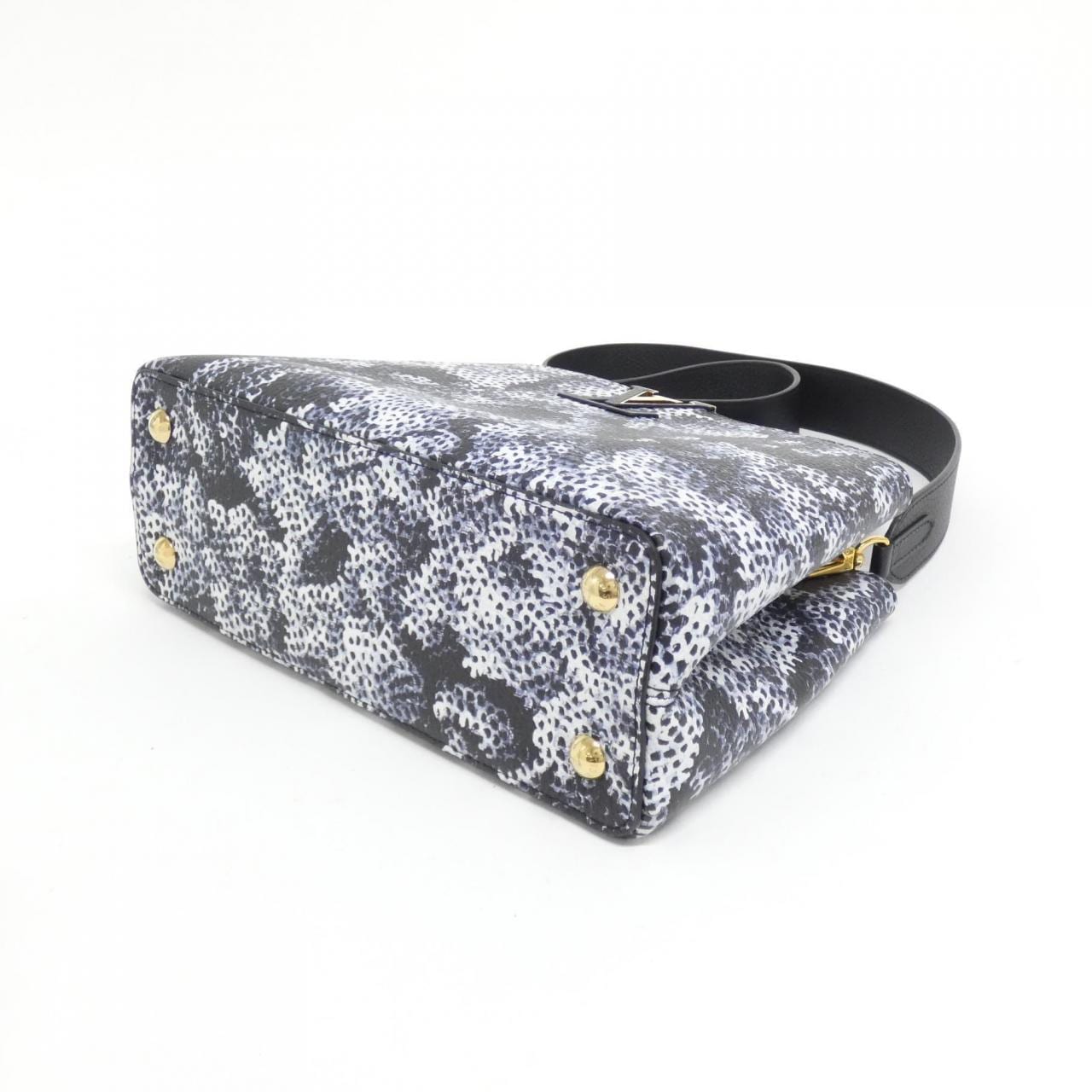 ヒューゴボス インフィニティ ネット(LV x YK) カプシーヌ MM M21728 バッグ