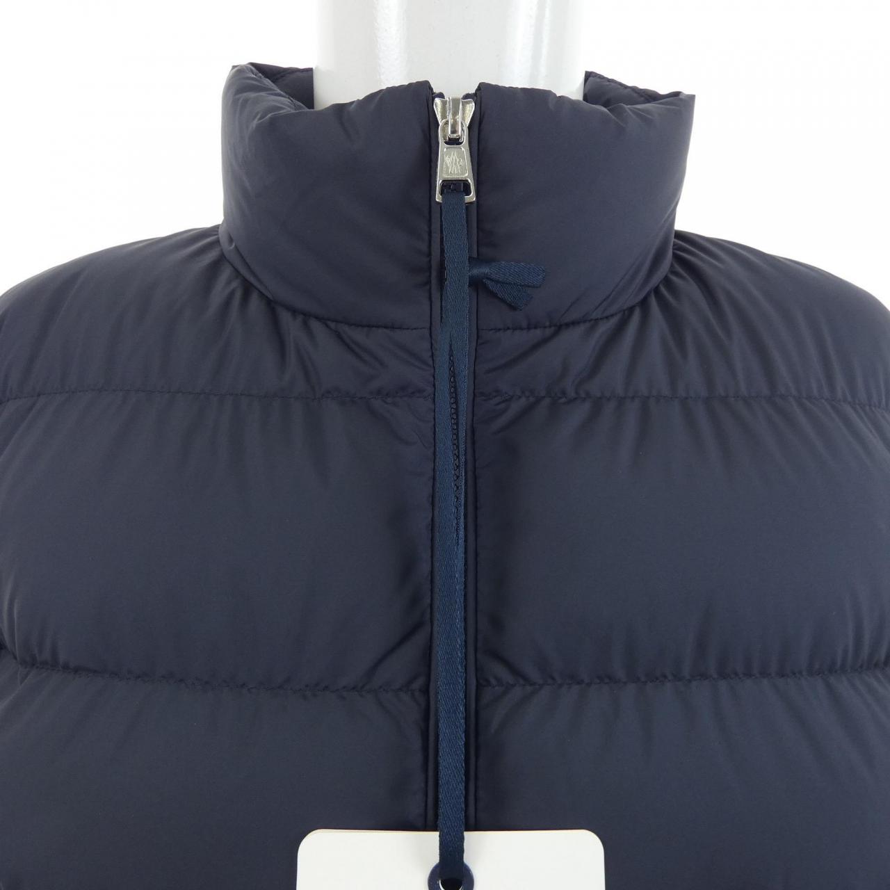 モンクレール MONCLER 20919B00032 M1509 ダウンジャケット