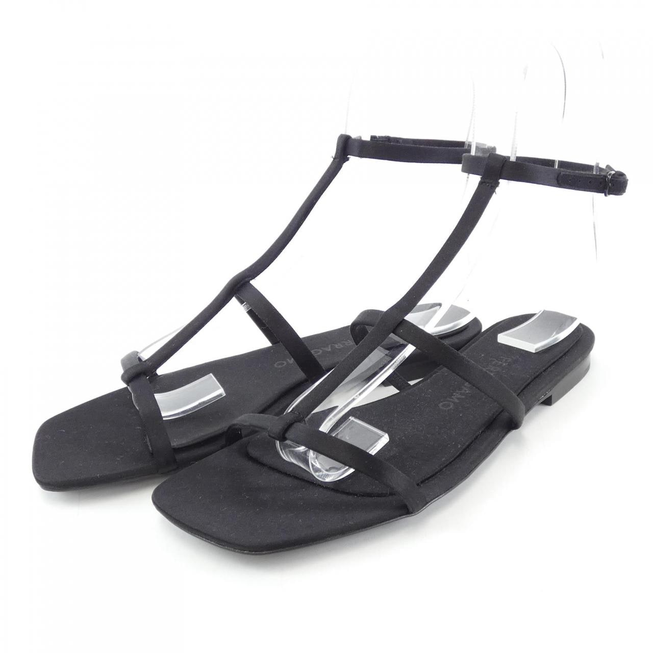 FERRAGAMO凉鞋