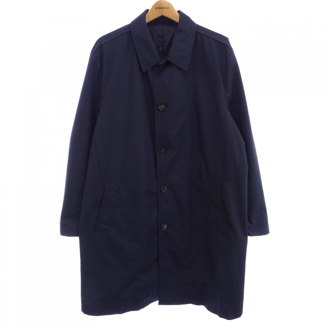 サルヴァトーレフェラガモ SALVATORE FERRAGAMO コート