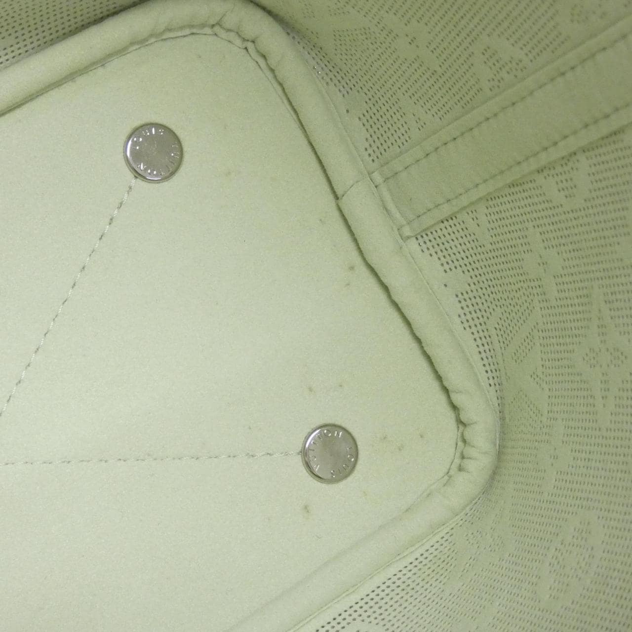 LOUIS VUITTON Mahina Rivers Blossom PM M24562 包