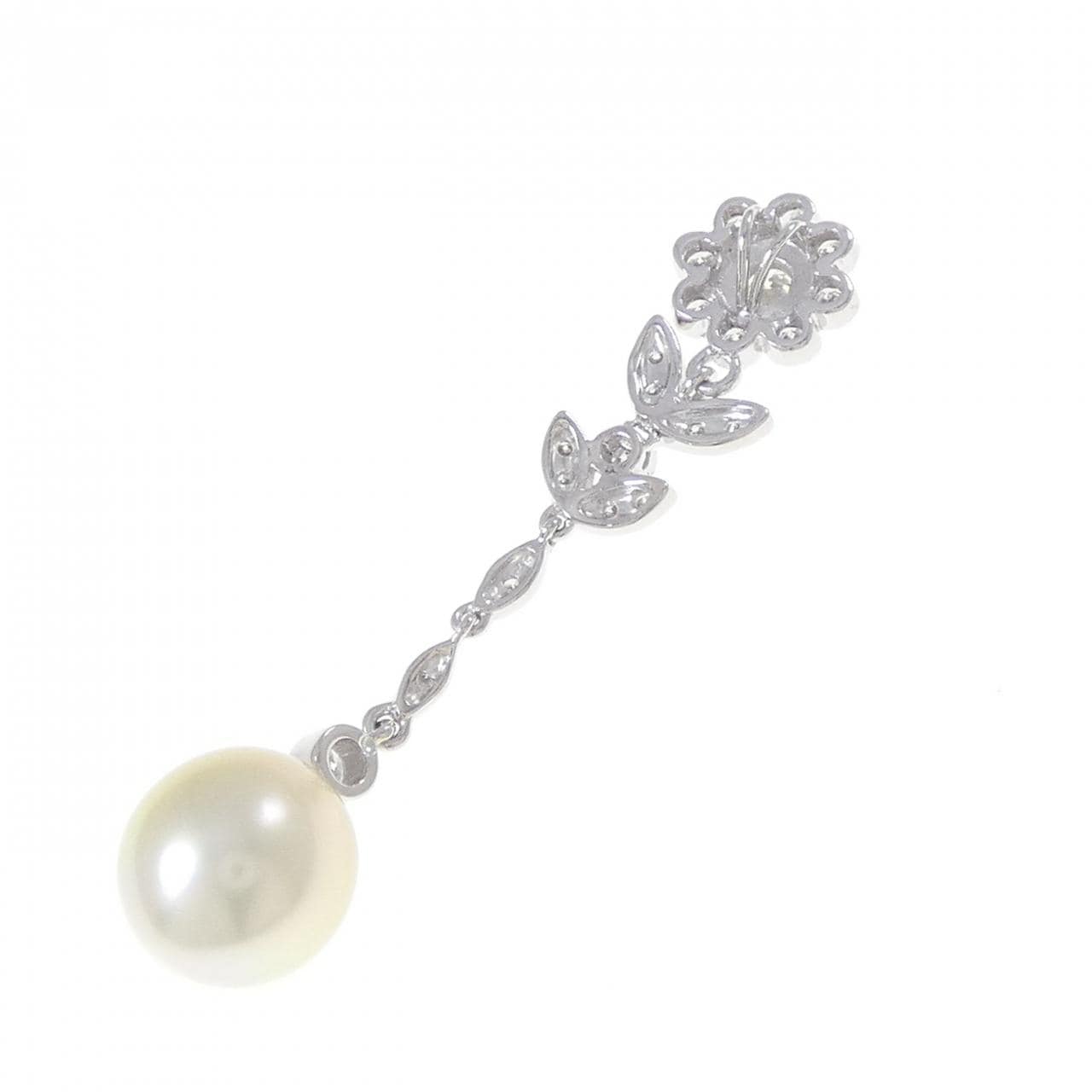 K18WG フラワー 白蝶パール ペンダント 10.5mm