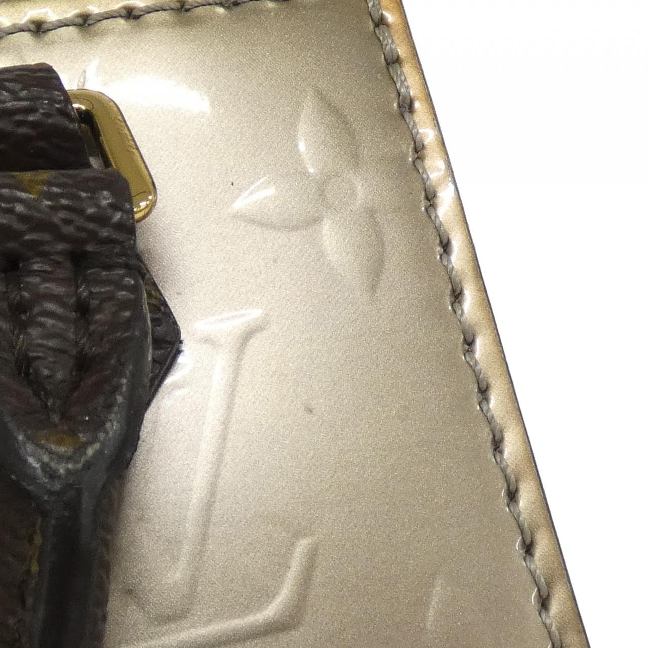 ルイヴィトン ヴェルニ プティット サック プラ M90564 ショルダーバッグ